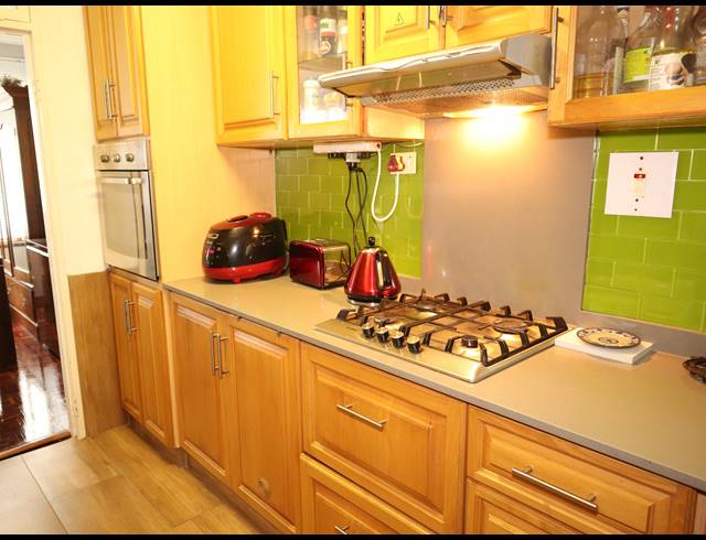 3 BEDROOM DUPLEX FOR SALE IN GLENWOOD